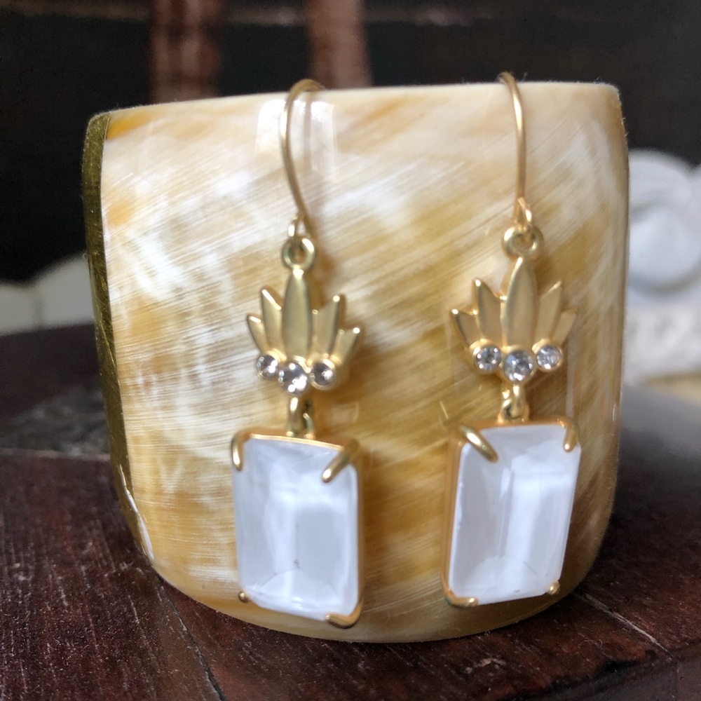 Spartina pineapple crystal drop earrings !